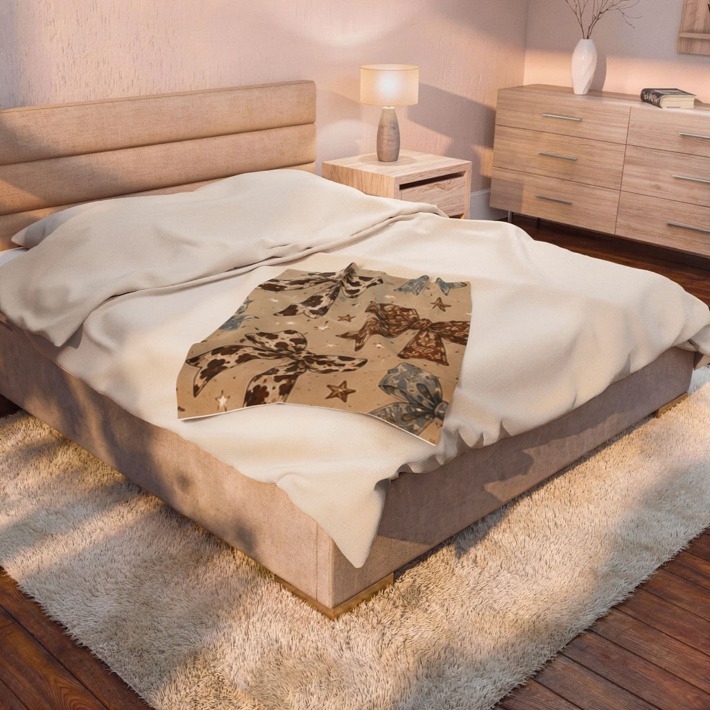 Cowgirl Bow Velveteen Plush Blanket — Western Cowhide Bow Pattern Throw
