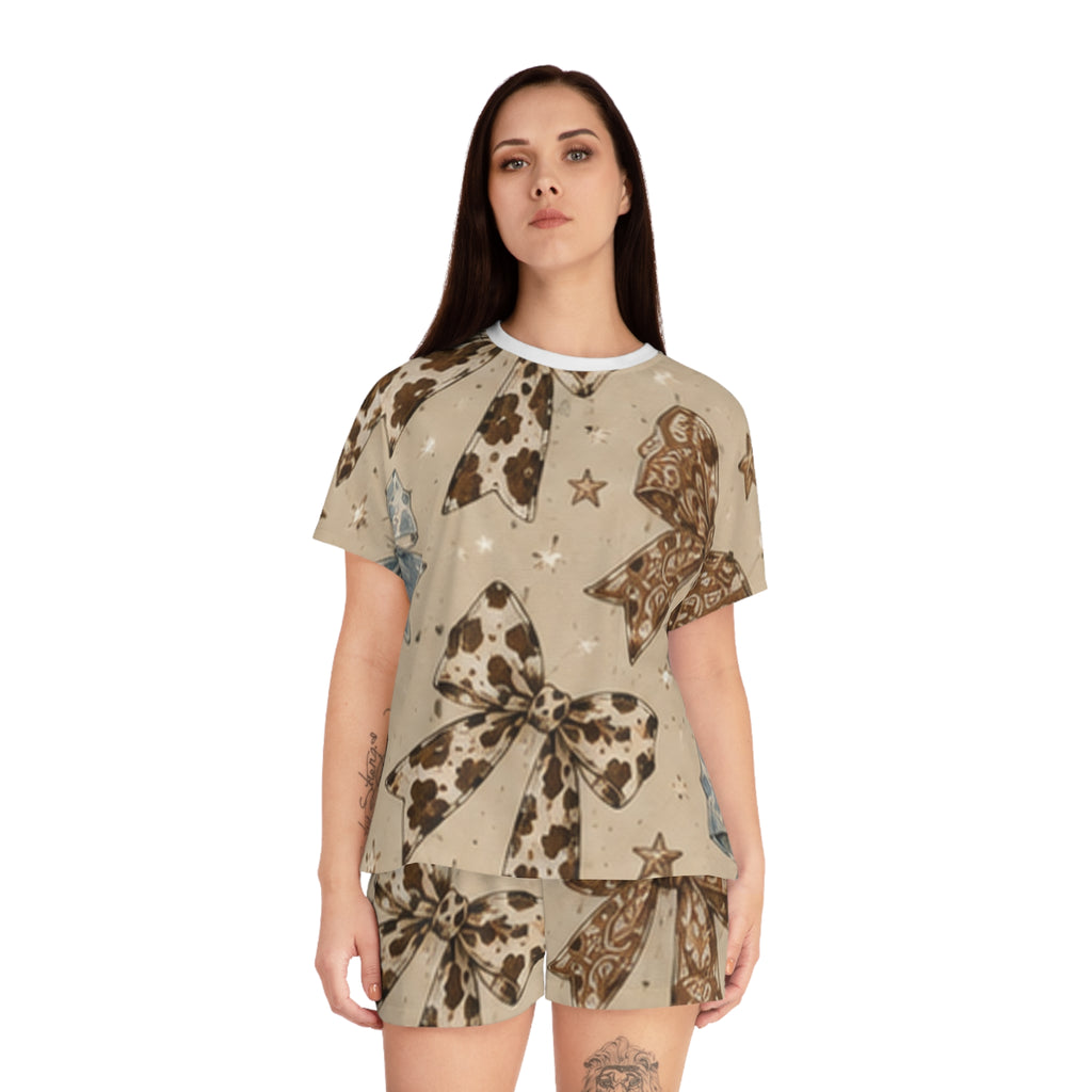 Bow Print Women's Short Pajama Set — Neutral Cowhide & Paisley Bows Sleepwear